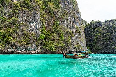 《星际战甲》开发商将与《暗黑血统：创世纪》工作室合作开发原创新游